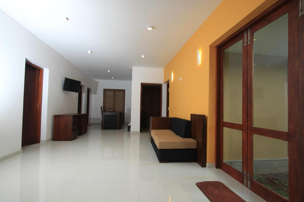 Breezy Villa Negombo Exterior photo